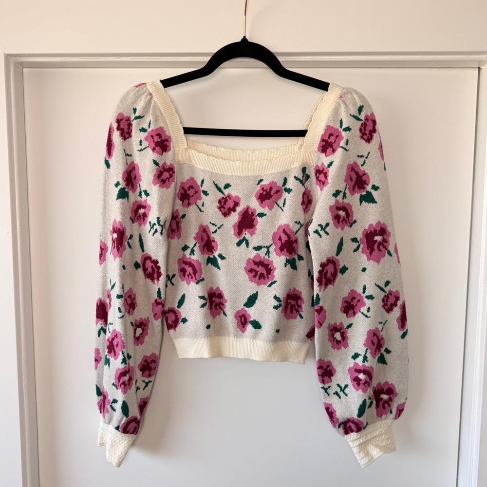Floral Knit Women's Cropped Sweatshirt